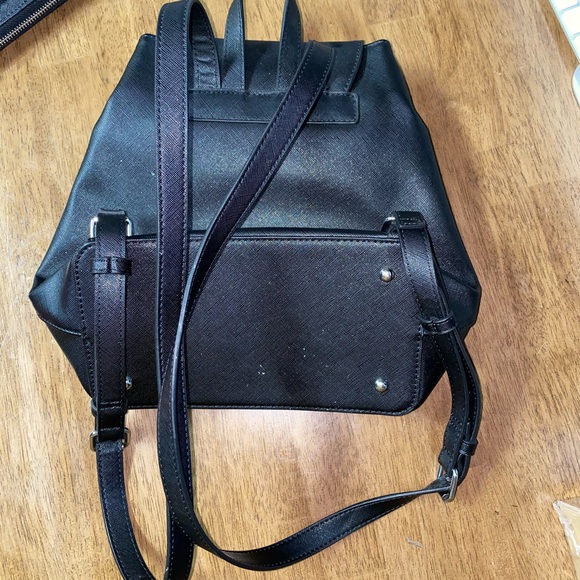 Valentino mini backpack and wallet - Picture 3 of 10